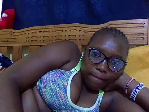 verginpussy01 online show from May 12, 2026, 5:04 am