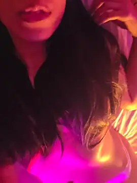 aloneathome online show from December 19, 2025, 6:31 am