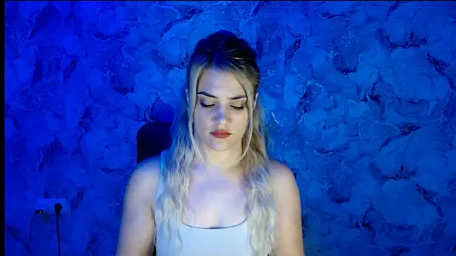 nika gold1 online show from November 11, 2025, 7:25 pm