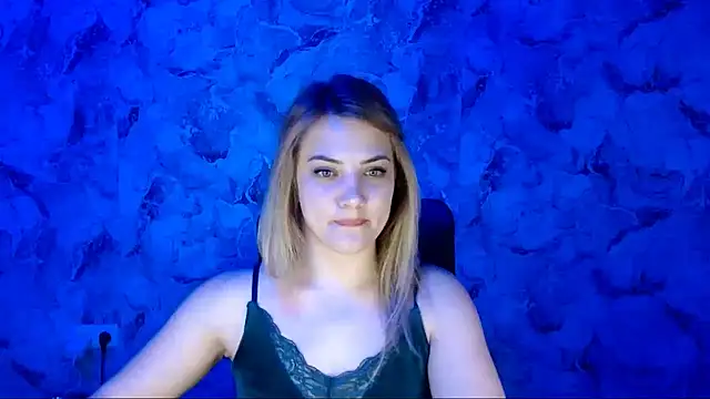 Snapshot of nika_gold1 chatting on March 11, 2026, 9:10 pm nika gold1 online show from March 11, 2026, 9:10 pm