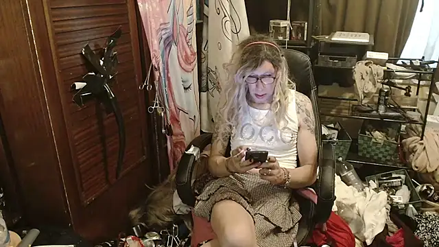 Ombeline1 online show from May 30, 2026, 3:31 pm