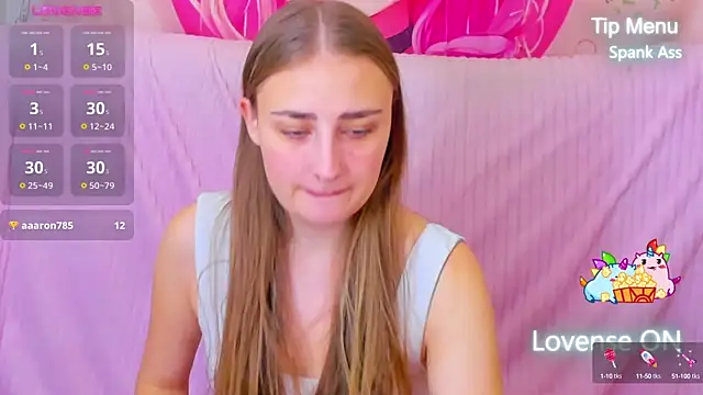 Snapshot of MilliStrii chatting on December 28, 2024, 12:57 am MilliStrii online show from December 28, 2024, 12:57 am