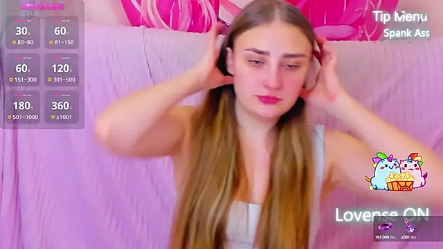 Snapshot of MilliStrii chatting on February 10, 2025, 1:03 am MilliStrii online show from February 10, 2025, 1:03 am