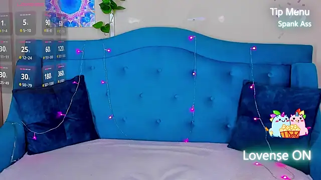 Snapshot of MilliStrii chatting on November 27, 2025, 1:40 am MilliStrii online show from November 27, 2025, 1:40 am