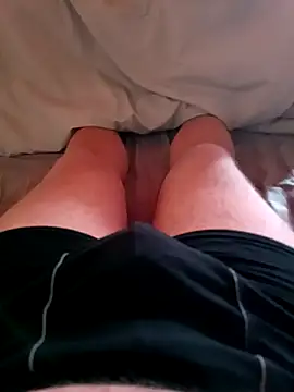 Snapshot of Giaky98 chatting on March 10, 2026, 11:26 am Giaky98 online show from March 10, 2026, 11:26 am