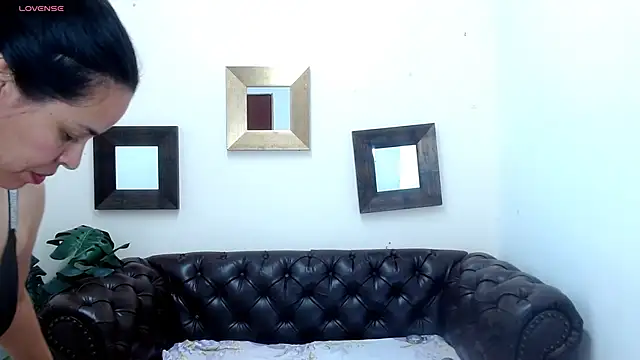 Snapshot of Lizeth_Bels chatting on January 29, 2025, 11:46 pm Lizeth Bels online show from January 29, 2025, 11:46 pm