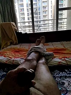 Nuttysub online show from March 5, 2025, 6:33 am