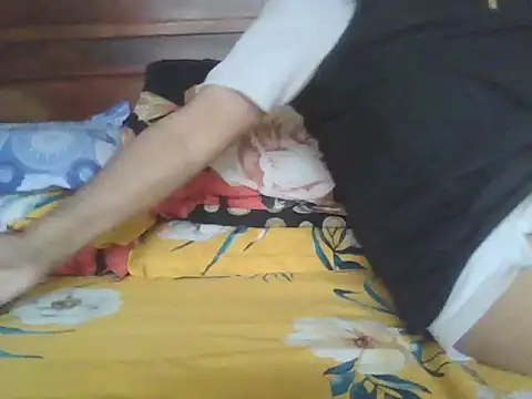 Nuttysub online show from December 3, 2025, 1:57 am