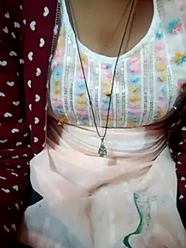 Mangla Bhabhi online show from January 4, 2025, 4:11 pm