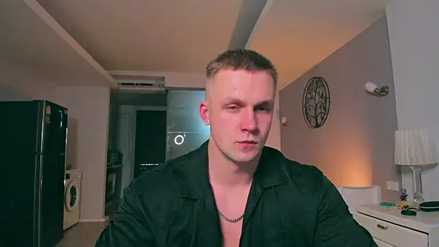 Snapshot of Samuel_Andrew chatting on October 16, 2025, 2:45 am Samuel Andrew online show from October 16, 2025, 2:45 am