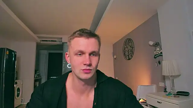 Snapshot of Samuel_Andrew chatting on November 5, 2025, 5:40 am Samuel Andrew online show from November 5, 2025, 5:40 am