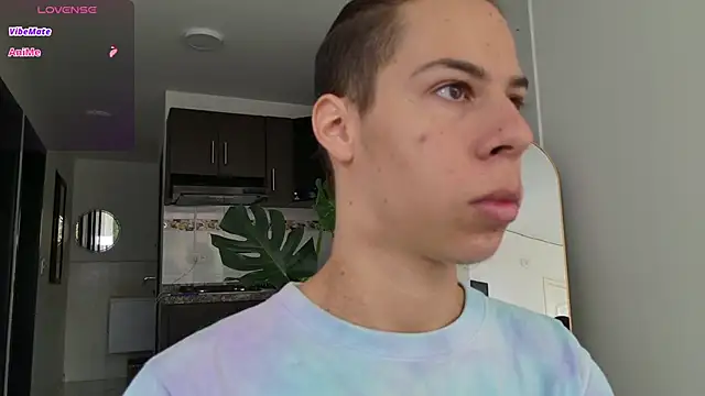 grey   27 online show from September 12, 2025, 12:16 pm