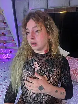 Snapshot of Bonnie_vega chatting on December 6, 2024, 10:52 pm Bonnie vega online show from December 6, 2024, 10:52 pm