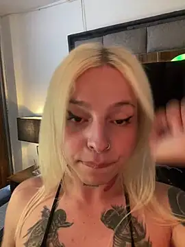 Snapshot of Bonnie_vega chatting on January 11, 2025, 7:59 pm Bonnie vega online show from January 11, 2025, 7:59 pm
