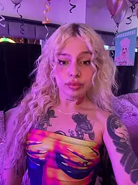 Snapshot of Bonnie_vega chatting on January 30, 2025, 7:59 pm Bonnie vega online show from January 30, 2025, 7:59 pm