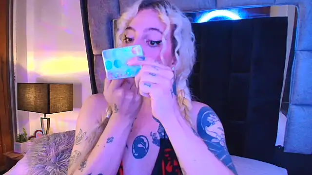 Snapshot of Bonnie_vega chatting on March 14, 2025, 1:37 am Bonnie vega online show from March 14, 2025, 1:37 am