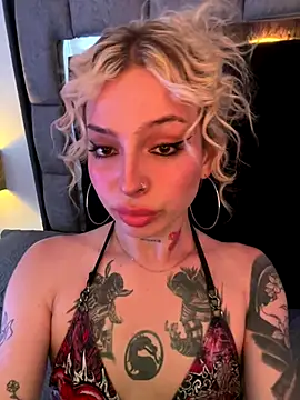 Snapshot of Bonnie_vega chatting on September 9, 2025, 8:30 pm Bonnie vega online show from September 9, 2025, 8:30 pm