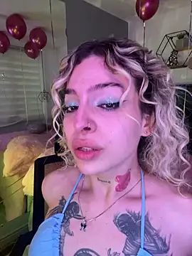 Snapshot of Bonnie_vega chatting on February 4, 2026, 9:53 pm Bonnie vega online show from February 4, 2026, 9:53 pm