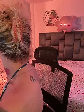 Snapshot of Bonnie_vega chatting on February 25, 2026, 10:08 pm Bonnie vega online show from February 25, 2026, 10:08 pm