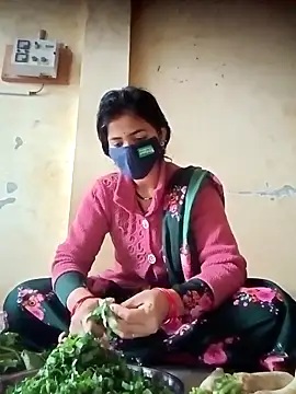 Snapshot of Mamta_Chaterjee chatting on October 29, 2025, 1:52 am Mamta Chaterjee online show from October 29, 2025, 1:52 am