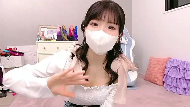 Snapshot of -minami- chatting on February 16, 2026, 12:12 pm -minami- online show from February 16, 2026, 12:12 pm