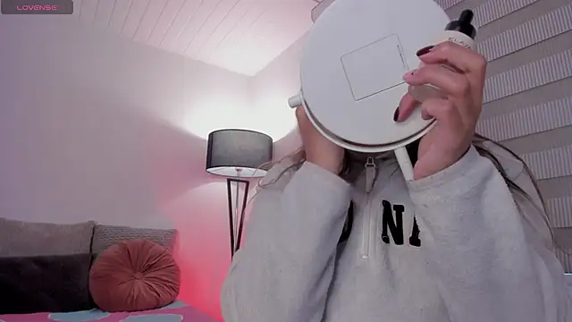 Snapshot of vico_sweety chatting on February 24, 2026, 9:24 pm vico sweety online show from February 24, 2026, 9:24 pm