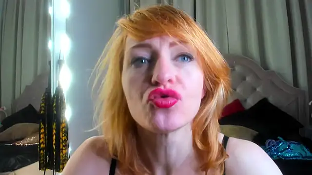 SquirtyAlisa online show from October 9, 2025, 3:10 pm