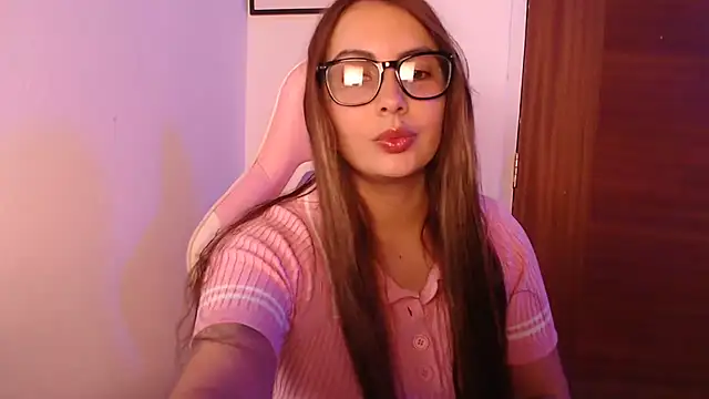 Snapshot of lalawhitte chatting on April 11, 2026, 7:07 pm lalawhitte online show from April 11, 2026, 7:07 pm