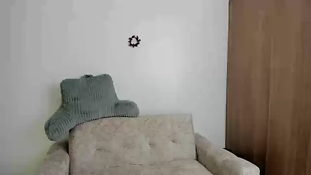 Snapshot of alexandra_fiore chatting on December 9, 2024, 1:51 am alexandra fiore online show from December 9, 2024, 1:51 am