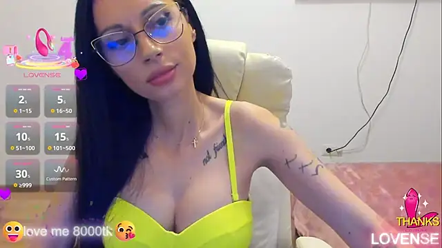 Snapshot of kissnicol32 chatting on November 21, 2025, 5:44 pm kissnicol32 online show from November 21, 2025, 5:44 pm