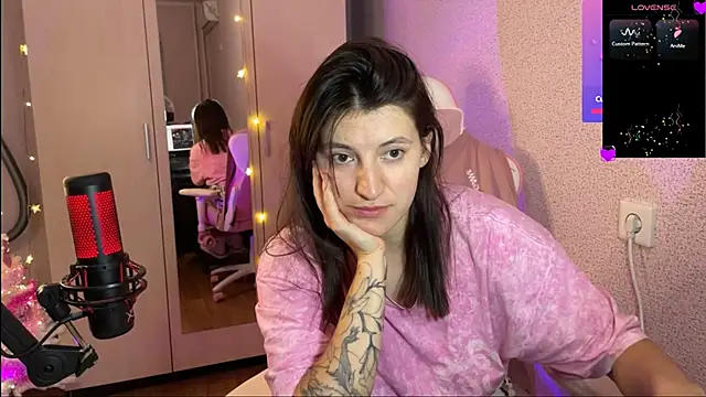 Snapshot of Katrin__kiss chatting on January 11, 2025, 7:27 pm Katrin kiss online show from January 11, 2025, 7:27 pm