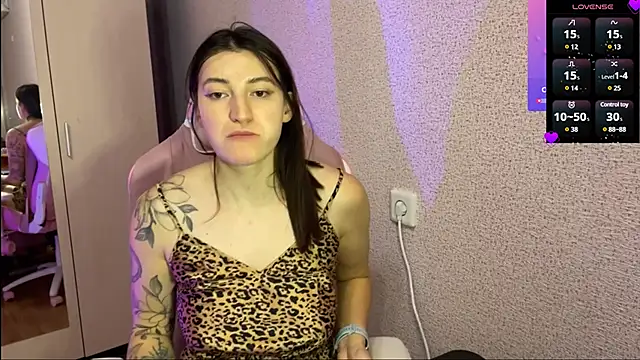Snapshot of Katrin__kiss chatting on January 19, 2025, 5:49 pm Katrin kiss online show from January 19, 2025, 5:49 pm