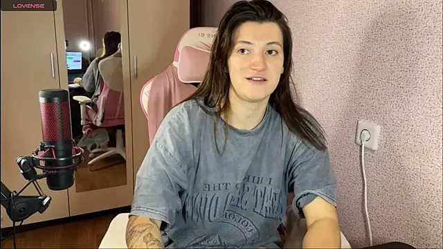 Snapshot of Katrin__kiss chatting on February 2, 2025, 3:28 pm Katrin kiss online show from February 2, 2025, 3:28 pm