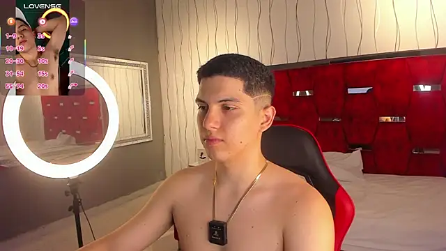 Brat  online show from October 17, 2025, 8:44 pm