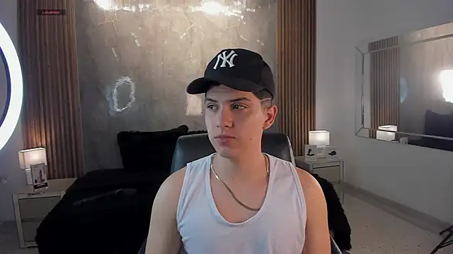 Brat  online show from November 22, 2025, 9:03 pm