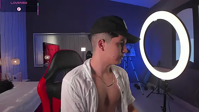 Snapshot of Brat_ chatting on February 27, 2026, 9:26 pm Brat online show from February 27, 2026, 9:26 pm