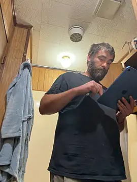 Snapshot of bigJohnson223 chatting on March 5, 2026, 9:38 am bigJohnson223 online show from March 5, 2026, 9:38 am