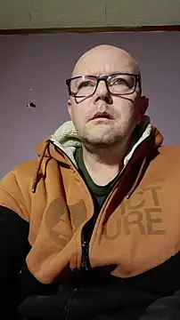 Snapshot of hairy_orbite chatting on December 2, 2025, 8:41 am hairy orbite online show from December 2, 2025, 8:41 am