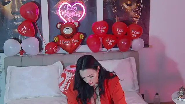 ReiyaRey online show from February 14, 2026, 8:49 pm