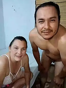 Snapshot of piton77 chatting on November 4, 2025, 12:32 am piton77 online show from November 4, 2025, 12:32 am