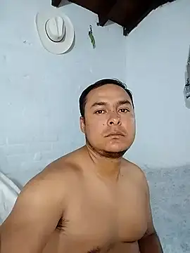 Snapshot of piton77 chatting on February 14, 2026, 9:28 am piton77 online show from February 14, 2026, 9:28 am