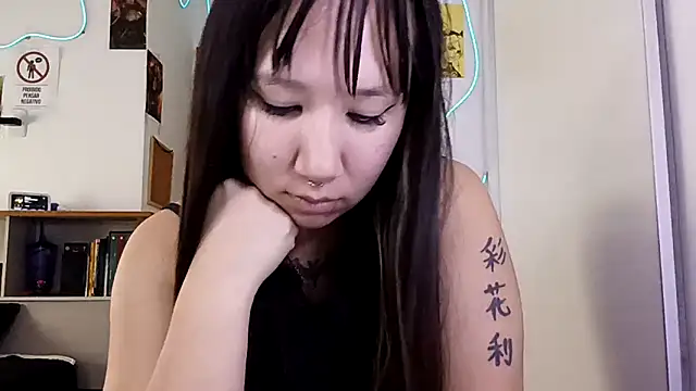 Japabaixinha online show from April 2, 2026, 11:19 am