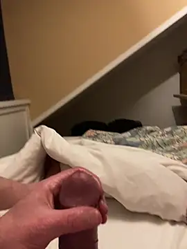 Snapshot of LivingLegend1978 chatting on February 2, 2026, 10:41 pm LivingLegend1978 online show from February 2, 2026, 10:41 pm