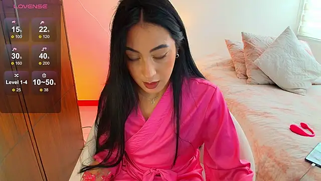 Snapshot of keilelewis chatting on October 21, 2025, 5:02 pm keilelewis online show from October 21, 2025, 5:02 pm