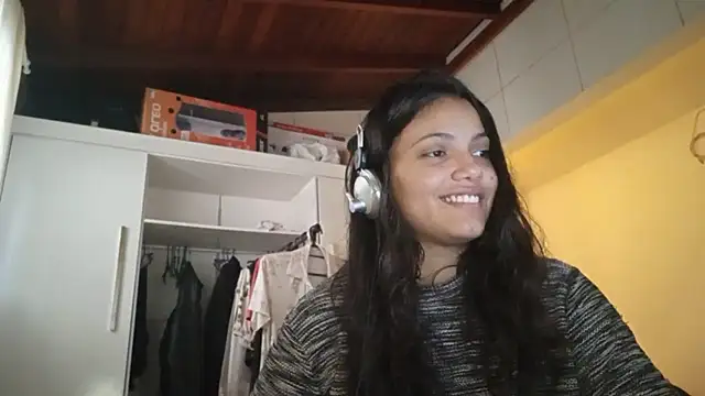 Snapshot of bombomepimenta chatting on October 27, 2025, 2:21 pm bombomepimenta online show from October 27, 2025, 2:21 pm