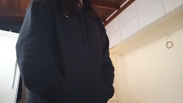 Snapshot of bombomepimenta chatting on November 2, 2025, 2:30 pm bombomepimenta online show from November 2, 2025, 2:30 pm