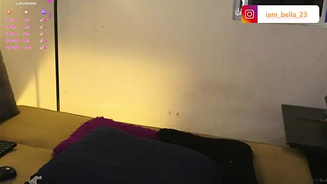 Snapshot of yourtoybella chatting on February 21, 2025, 5:20 pm yourtoybella online show from February 21, 2025, 5:20 pm