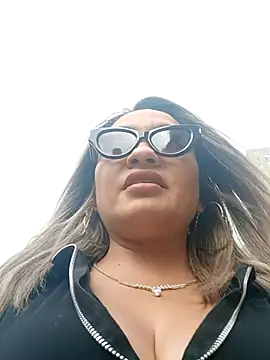 Afroditecash online show from November 12, 2025, 5:46 pm