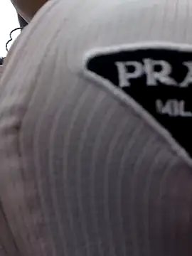 Afroditecash online show from November 28, 2025, 6:32 pm