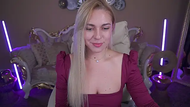 ArishkaLulu online show from December 4, 2025, 6:55 am